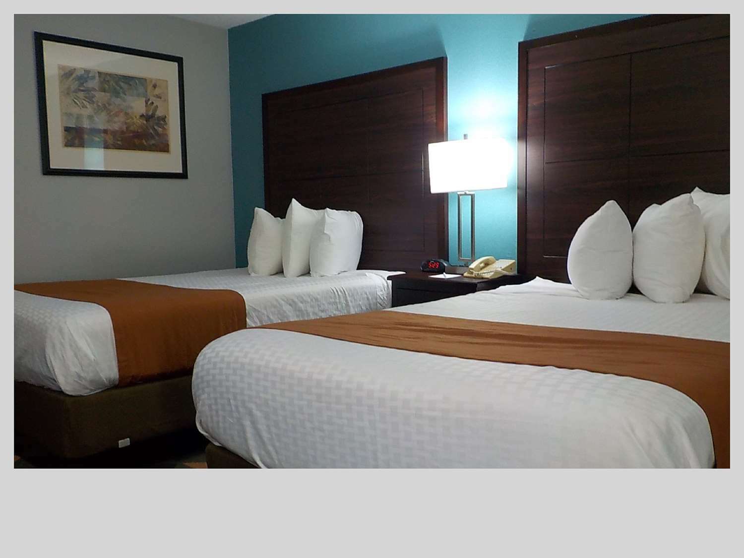 Отель Clarion Pointe Indianapolis Northeast Каслтон Экстерьер фото